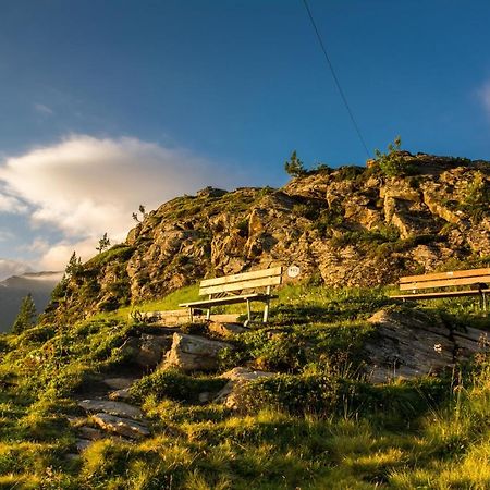 Hotel Alpenfrieden Kappl Kültér fotó