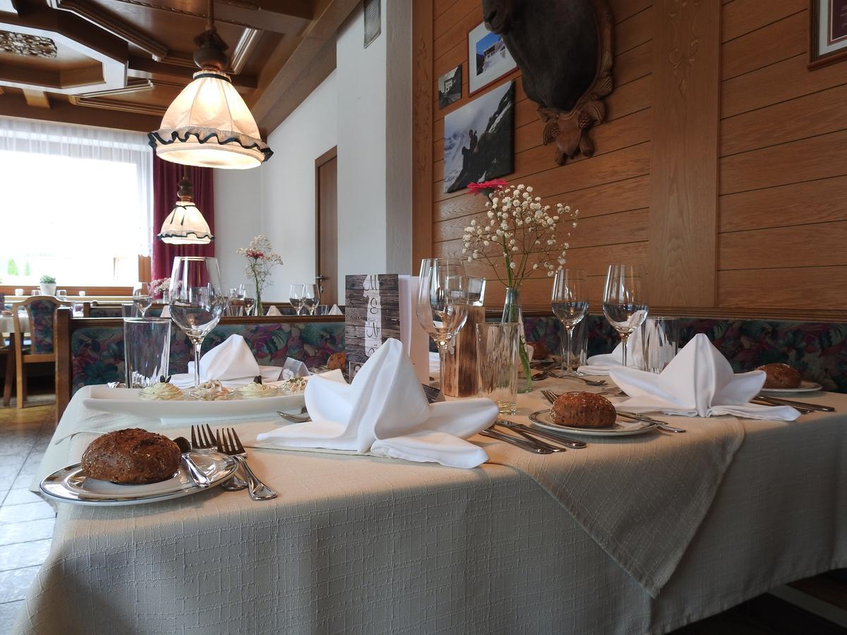 Hotel Alpenfrieden Kappl Kültér fotó